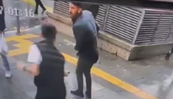 İzmir'de kalabalığın ortasında silahlı saldırı kamerada