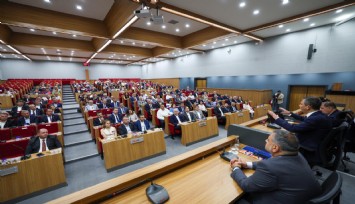 CHP Genel Başkanı Özel'den İzmir’de başkanlar zirvesi