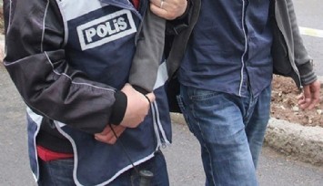 İzmir merkezli FETÖ operasyonunda 2 tutuklama