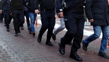 İzmir merkezli FETÖ operasyonu: 10 kişi gözaltına alındı