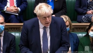 Johnson : Gelecek hafta maske kalkacak