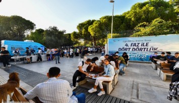 İzmir'de öğrencilere 6 noktada sıcak yemek desteği başladı