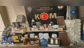 İzmir'de kaçakçılık operasyonunda 13 kişiye gözaltı