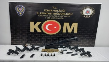 İzmir'de silah ticareti yapan şebeke çökertildi