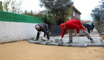 Kuyucak'a kilit parke döşeniyor