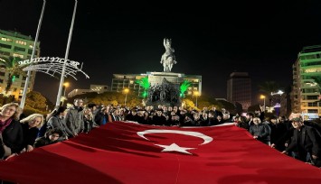 İYİ Parti İzmir İl Başkanlığı Teröre Lanet Yürüyüşü Düzenledi