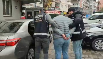 İzmir'de iş yerlerini kurşunlayan saldırgan, polis takibiyle yakalandı