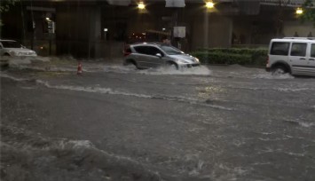 Ankara'da sağanak ve dolu