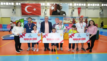 Gaziemir’de babalar ve çocukları yarıştı