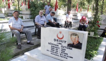 İzmir'de şehitliklerde buruk bayram arifesi