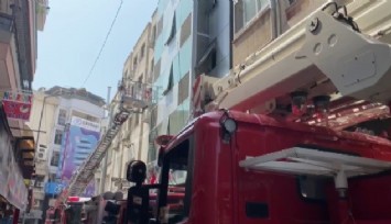 İzmir'de çıkan yangından etkilenen 5 kişi hastahaneye kaldırıldı