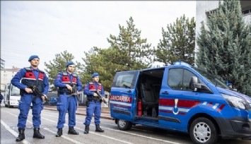 Jandarmadan uyuşturucu tacirlerine geçit yok