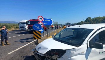 Manisa'da trafik kazası: 3’ü yabancı uyruklu 4 yaralı