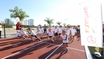 Semra Aksu Atletizm Parkı 1 yılda binlerce Karşıyakalıyı atletizm ile tanıştırdı