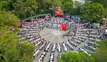 Bornovalılar geleneksel aşure etkinliğinde buluşuyor