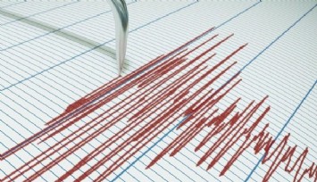 Kuşadası'nda korkutan deprem... İzmir de sallandı