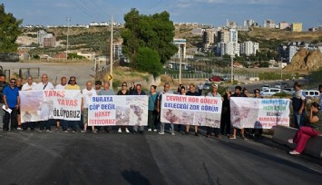 Çöp kamyonlarına vatandaşlardan barikat