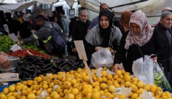 Yıllık enflasyon TÜİK'e göre yüzde 58, ENAG'a göre yüzde 128; ekonomistler ne dedi?