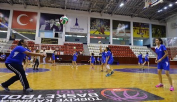 İzmir Büyükşehir Belediyesi spor okullarında yeni dönem başladı