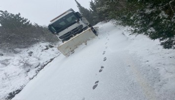 İzmir Büyükşehir Belediyesi ekipleri kar teyakkuzunda