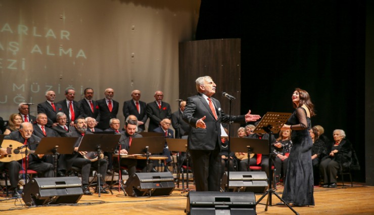 Bilge Çınarlar’dan Türk Sanat Müziği Konseri