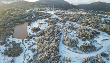 İzmirliler Manisa’nın Spil Dağına akın etti