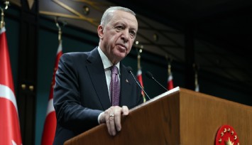 Cumhurbaşkanı Erdoğan: Asrın felaketi karşısında asrın birlikteliği ortaya konulmuştur