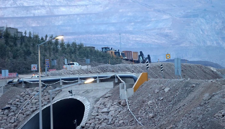 Erzincan'da toprak kaymasında 4 kişi gözaltına alındı