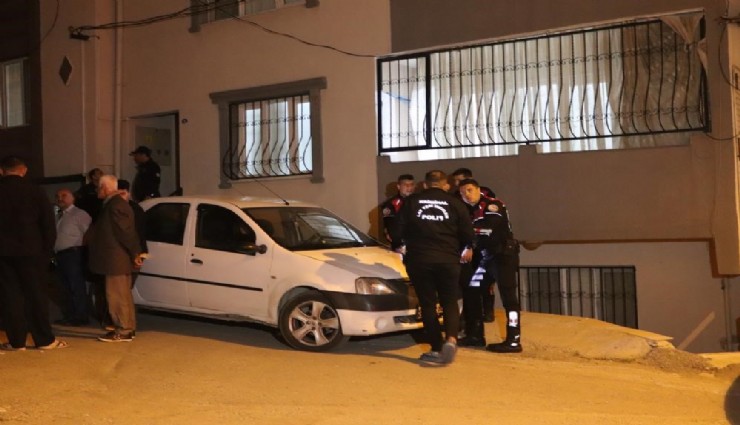 İzmir'de cinnet geçirip kızını öldüren baba hastahanede hayatını kaybetti