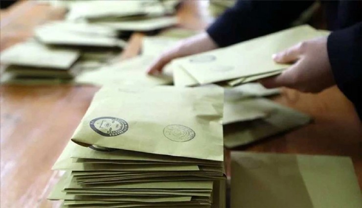 İzmir’de geçersiz oy sayısı 94 bin 435