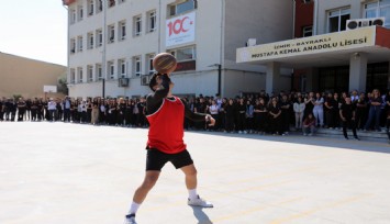 Bayraklı'da 19 Mayıs etkinlikleri başladı