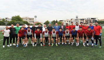 Bornova Belediyespor şampiyon