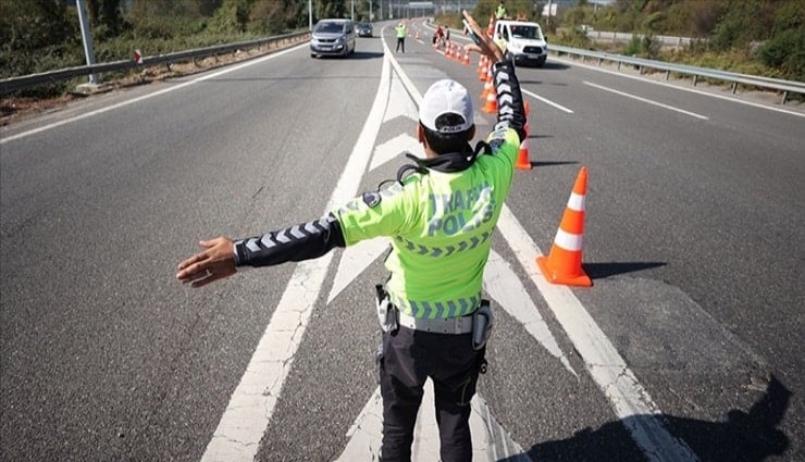 ‘Büyük Emekli Mitingi’ nedeniyle Ankara’da bazı yollar trafiğe kapalı