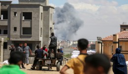 İsrail, Refah'ı karadan da vurmaya başladı... Ateşkesin akıbeti belirsiz
