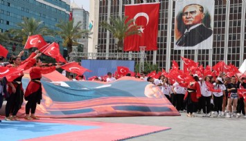 İzmir'de 19 Mayıs coşkusu