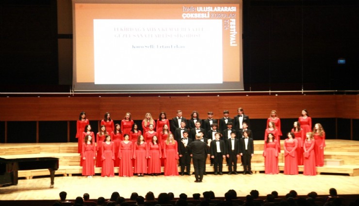 İzmir Uluslararası Çoksesli Korolar Festivali sona erdi