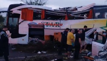 Mersin'de zincirleme kaza: Ölü ve yaralılar var