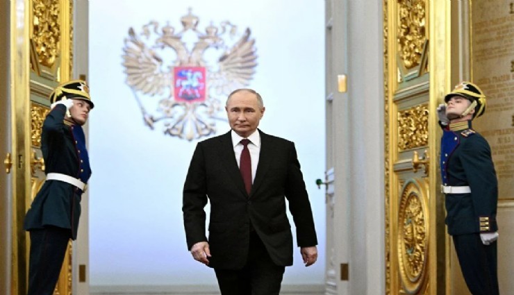 Putin'in 5. dönemi başladı