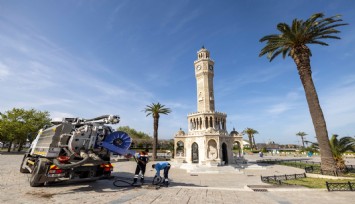 İzmir'in altyapı hatlarında temizlik:  7 bin metreküp atık malzeme çıkarıldı