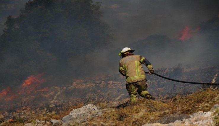 İzmir İtfaiyesi yangınlar için seferber oldu