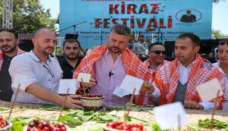 İzmirliler Belenbaşı Kiraz Festivali’nde buluştu