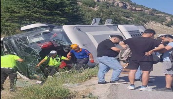 Kütahya'da yolcu otobüsü devrildi: 3 yaralı