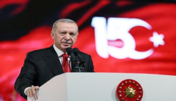 Cumhurbaşkanı Erdoğan: '15 Temmuz’un işaret fişeği esasında bizim ’one minute’ çıkışımızdan hemen sonra atıldı'