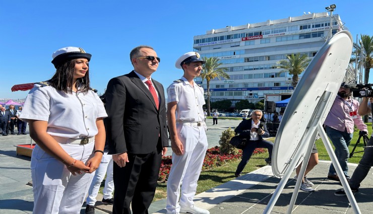 İzmir'de 1 Temmuz Denizcilik ve Kabotaj Bayramı kutlandı