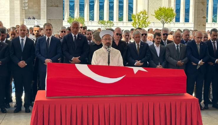 Kenan Işık, Ankara’da son yolculuğuna uğurlandı