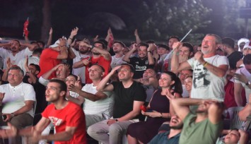 Milli heyecan Bornova’da bir başka yaşanıyor