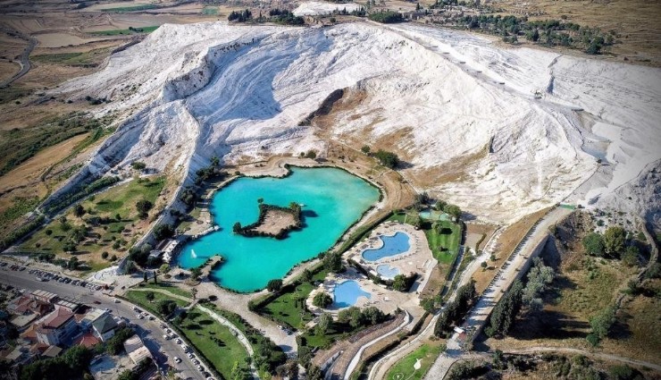 Pamukkale’de termal su debisi 30 yılda 3’te 2 azaldı