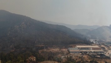 Karşıyaka'daki yangının boyutu dron ile görüntülendi