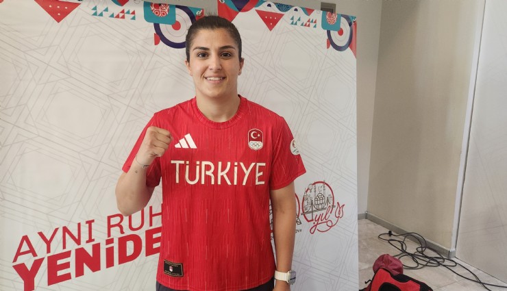 Milli Boksör Buse Naz Çakıroğlu Olimpiyatlarda yarı finalde