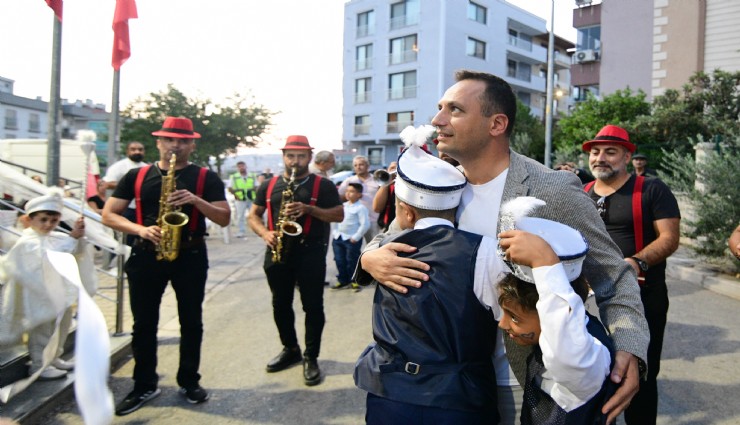 Bornova’da coşku dolu Sünnet Şöleni